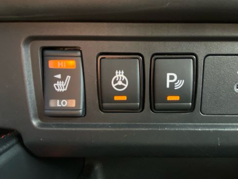 Used 2023 Nissan Frontier PRO-4X w/ Pro Convenience Package AWD/4WD image 25