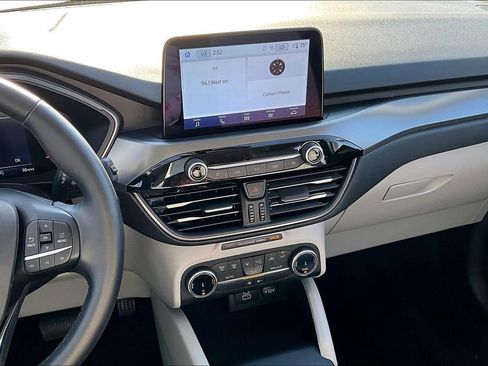 Used 2024 Ford Escape Active image 9