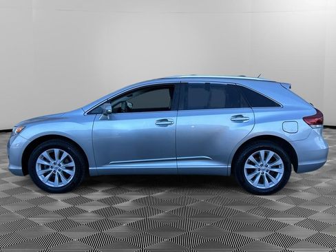 Used 2015 Toyota Venza LE AWD/4WD image 7