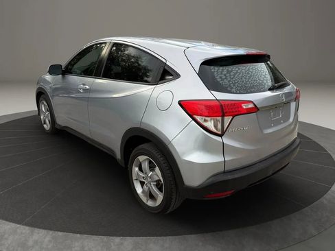 Used 2020 Honda HR-V LX image 3