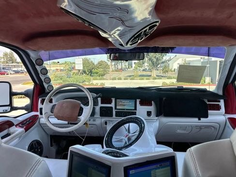 Used 2004 Ford F350 Lariat AWD/4WD image 17
