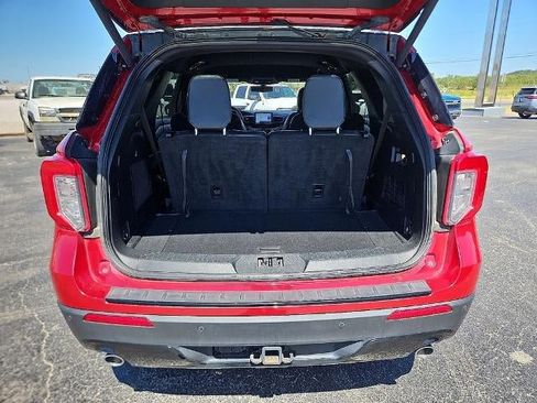 Used 2022 Ford Explorer ST-Line w/ Class IV Trailer Tow Package RWD image 15