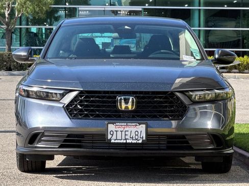 Certified 2025 Honda Accord LX image 9