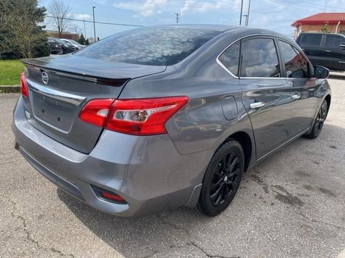 Used 2018 Nissan Sentra S w/ S Midnight Style Package FWD image 6