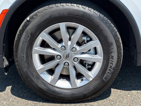 Used 2024 Dodge Durango SXT image 45