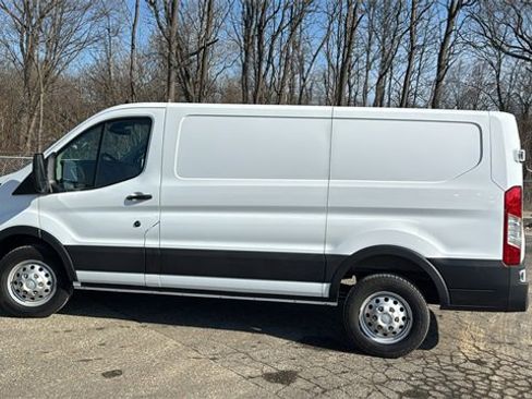 Certified 2024 Ford Transit 250 Low Roof AWD w/ Exterior Upgrade Package image 5
