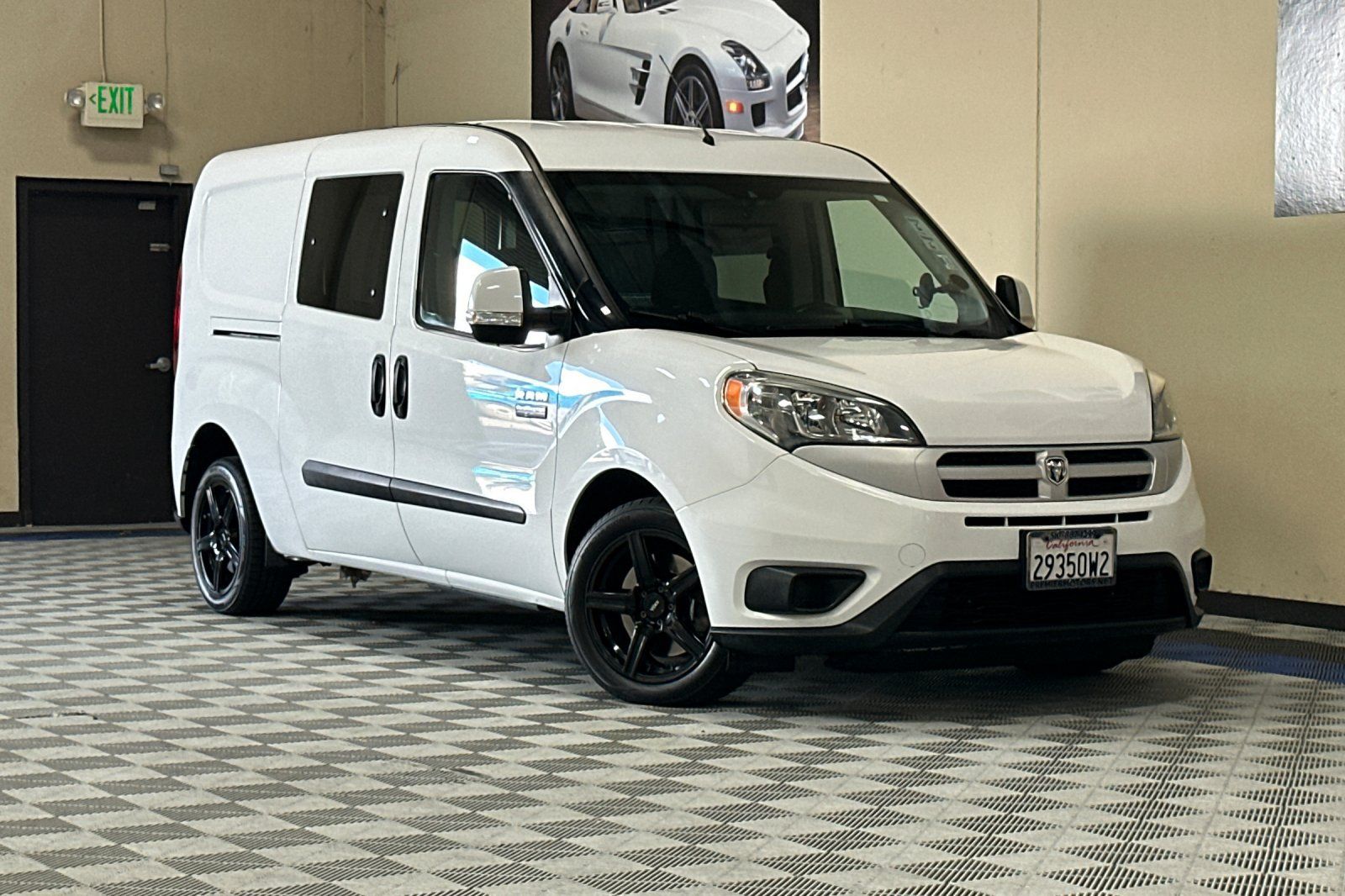 Used 2016 RAM ProMaster City Tradesman SLT w/ Rear Back-up Camera Group FWD image 2