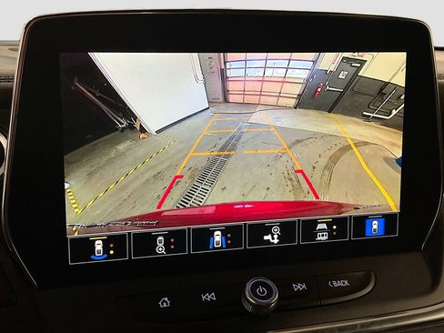 Used 2025 Chevrolet Blazer Premier w/ Driver Confidence II Package AWD/4WD image 14