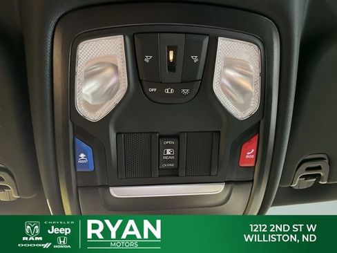 Used 2025 RAM 1500 Big Horn AWD/4WD image 22