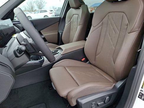 New 2026 BMW X3 xDrive30 w/ Premium Package image 9