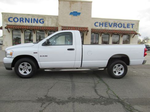 Used 2008 Dodge Ram 1500 Truck SLT image 2