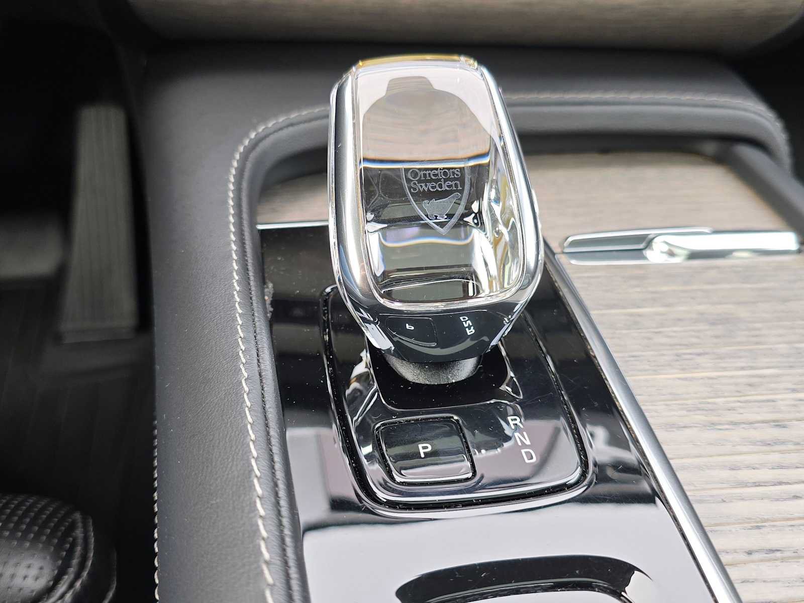 Used 2023 Volvo XC90 T8 Ultimate AWD/4WD image 31