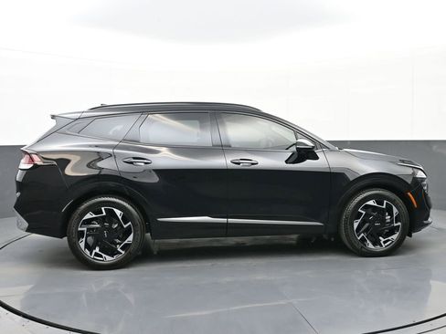 Used 2024 Kia Sportage SX image 2