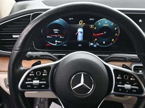 Used 2022 Mercedes-Benz GLE 350 4MATIC image 9