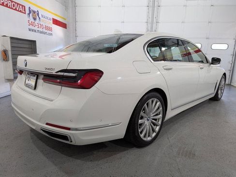 Used 2020 BMW 740i w/ Cold Weather Package image 7