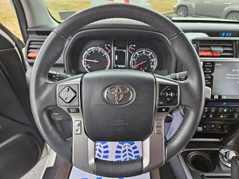 Used 2021 Toyota 4Runner Limited image 26