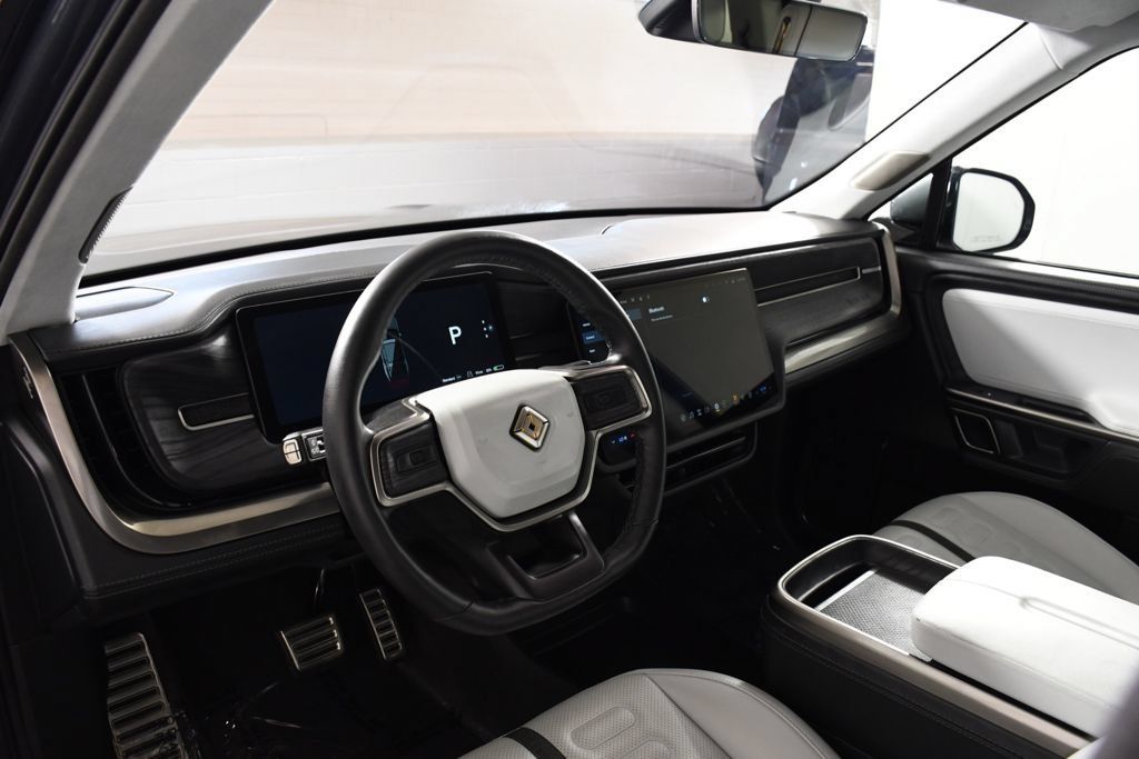Used 2024 Rivian R1S Adventure Quad AWD/4WD image 12