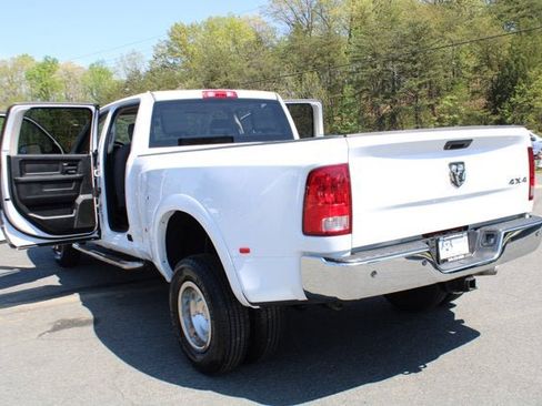 Used 2014 RAM 3500 Tradesman w/ Chrome Appearance Group image 14
