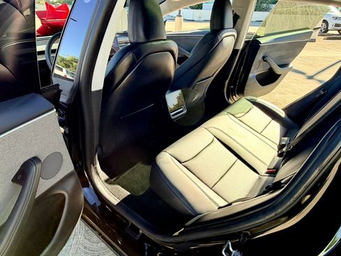 Used 2024 Tesla Model 3 Standard Range RWD image 36