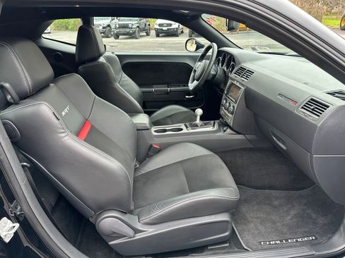 Used 2012 Dodge Challenger SRT8 w/ Premium Sound Group RWD image 27