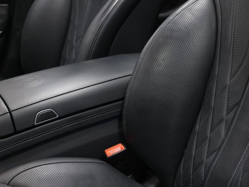 Used 2018 Mercedes-Benz S 63 AMG S 4MATIC Sedan image 22