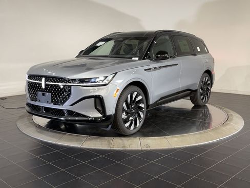 New 2024 Lincoln Nautilus Reserve w/ Equipment Group 202A image 4