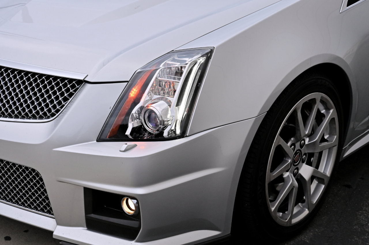 Used 2011 Cadillac CTS V w/ Wood Trim Package RWD image 31