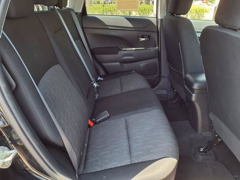Used 2021 Mitsubishi Outlander Sport ES FWD image 14
