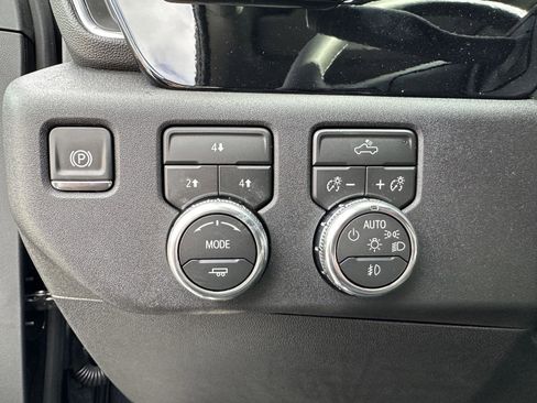 New 2026 GMC Sierra 2500 SLE w/ SLE Value Package; image 7