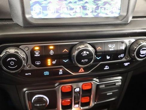 Used 2021 Jeep Wrangler Unlimited Rubicon 4xe w/ Cold Weather Group image 19