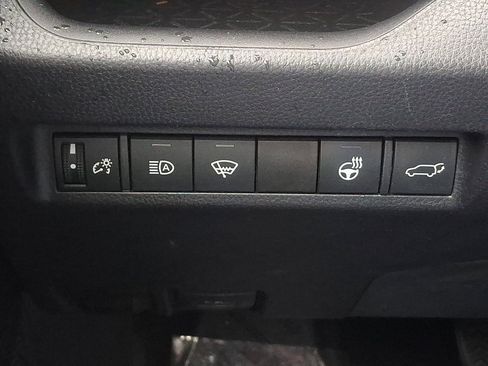 Used 2020 Toyota RAV4 XLE w/ Convenience Package AWD/4WD image 27