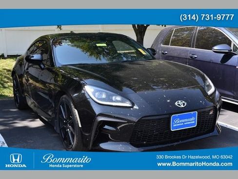 Used 2022 Toyota GR86 Premium w/ ALL Weather Mat Package (TMS) RWD image 1