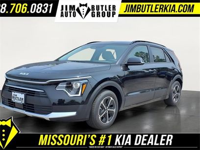 New 2025 Kia Niro EX