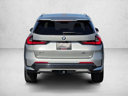 Used 2025 BMW X1 xDrive28i w/ Convenience Package AWD/4WD image 8