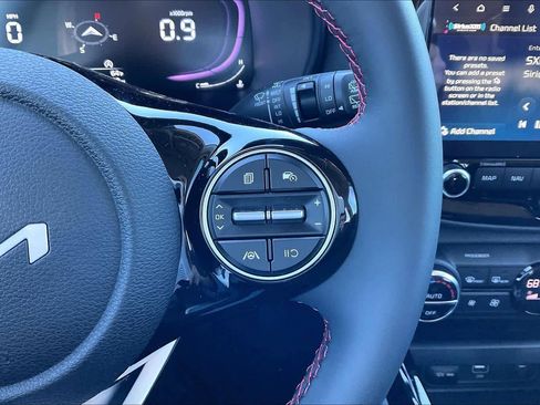 Used 2025 Kia Soul GT-Line image 23