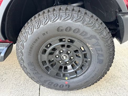 New 2026 Ford Bronco Outer Banks w/ Sasquatch Package AWD/4WD image 11