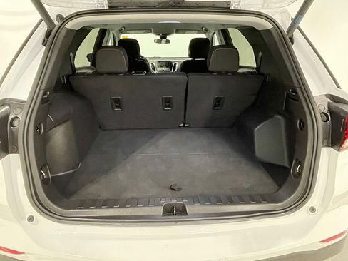 Used 2023 Chevrolet Equinox LT AWD/4WD image 5