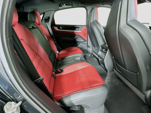 New 2026 Porsche Cayenne S image 29