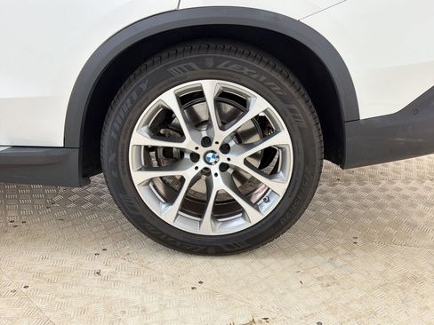 Used 2024 BMW X5 sDrive40i w/ Premium Package RWD image 12