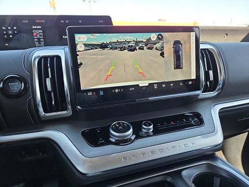 New 2027 Ford Expedition Platinum w/ Driver's Package RWD image 24