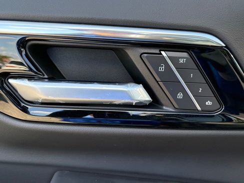 New 2026 Chevrolet Suburban RST w/ RST Capability Package AWD/4WD image 30