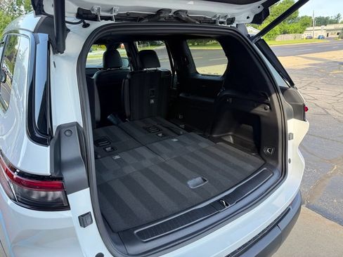 Used 2023 Jeep Grand Cherokee L Laredo AWD/4WD image 14
