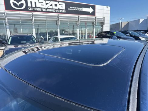 Used 2022 MAZDA CX-5 AWD 2.5 S w/ Preferred Package image 13