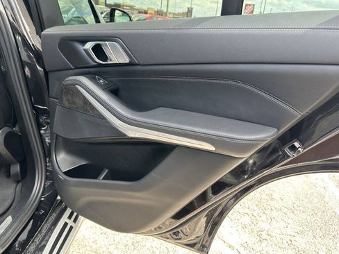 Used 2023 BMW X5 xDrive40i AWD/4WD image 49