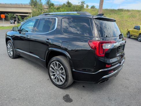 Used 2021 GMC Acadia Denali w/ LPO, Floor Liner Package AWD/4WD image 6