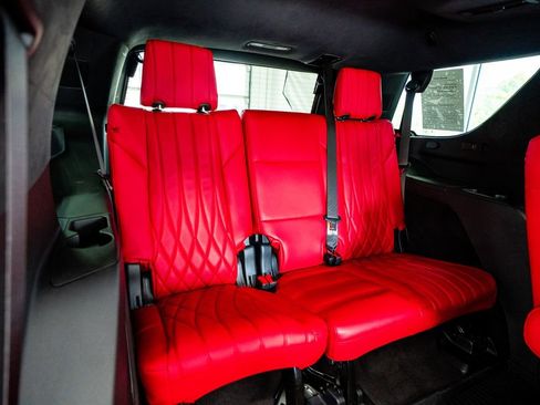 Used 2025 Cadillac Escalade Sport Platinum w/ LPO, Floor Liner Package image 60