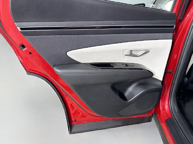 Used 2023 Hyundai Tucson Limited FWD image 25
