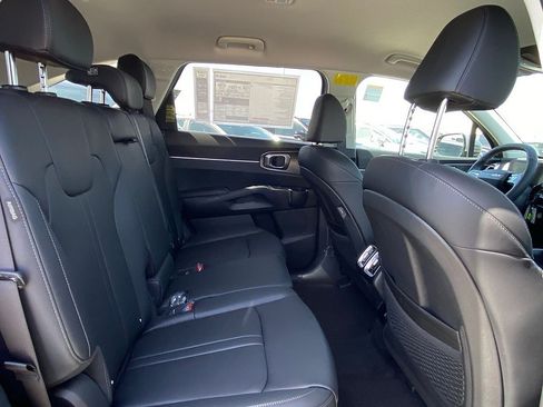New 2026 Kia Sorento EX AWD/4WD image 24