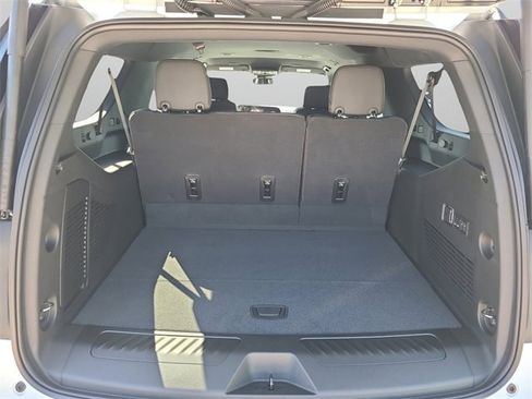 New 2026 Chevrolet Suburban LT w/ Comfort Package image 11