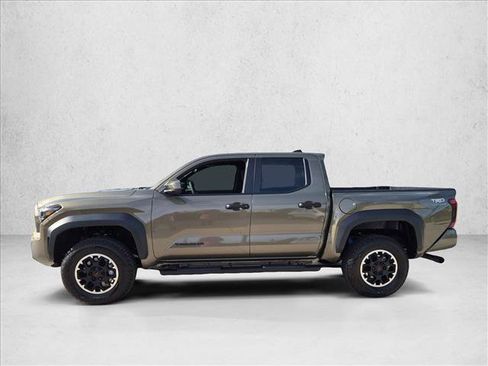 Certified 2026 Toyota Tacoma TRD Off-Road AWD/4WD image 8